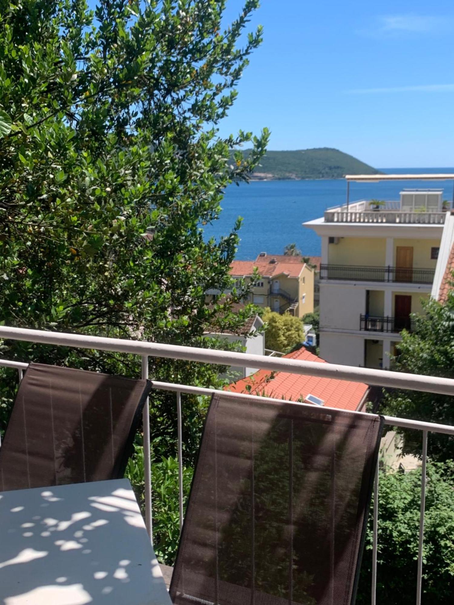 House Orange Apartments Χέρτσεγκ Νόβι Εξωτερικό φωτογραφία